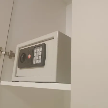 Waterfront-bw Hena * Белград