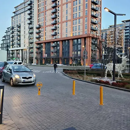 Waterfront-bw Hena Apartman