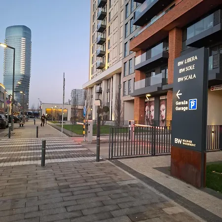 Waterfront-bw Hena Belgrad