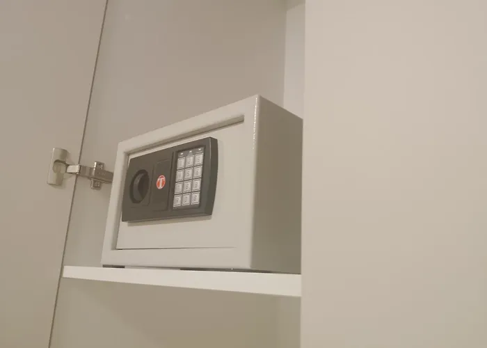 Waterfront-bw Hena * Белград