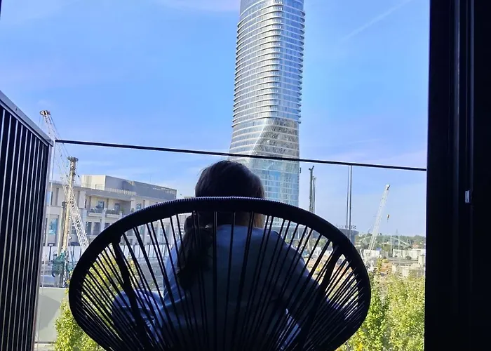 Apartment Waterfront-bw Hena